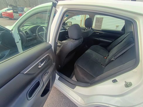 Used 2015 Nissan Altima 2.5 S image 11