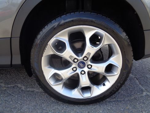 Used 2014 Ford Escape Titanium image 18