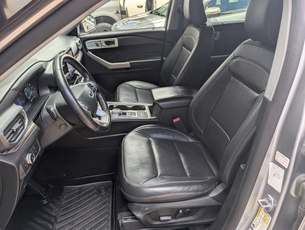 Used 2021 Ford Explorer Limited RWD image 7