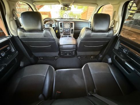 Used 2017 RAM 1500 Laramie image 20
