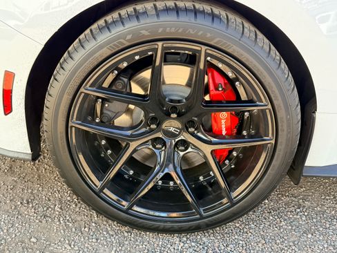 Used 2024 Ford Mustang GT Premium image 4