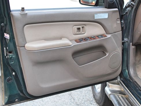 Used 1999 Toyota 4Runner Limited image 27