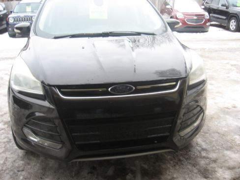 Used 2013 Ford Escape SEL image 2