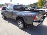 Used 2010 Toyota Tacoma SR5 image 3
