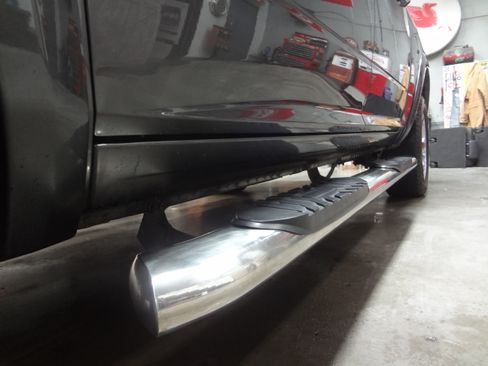 Used 2017 RAM 1500 Laramie image 10