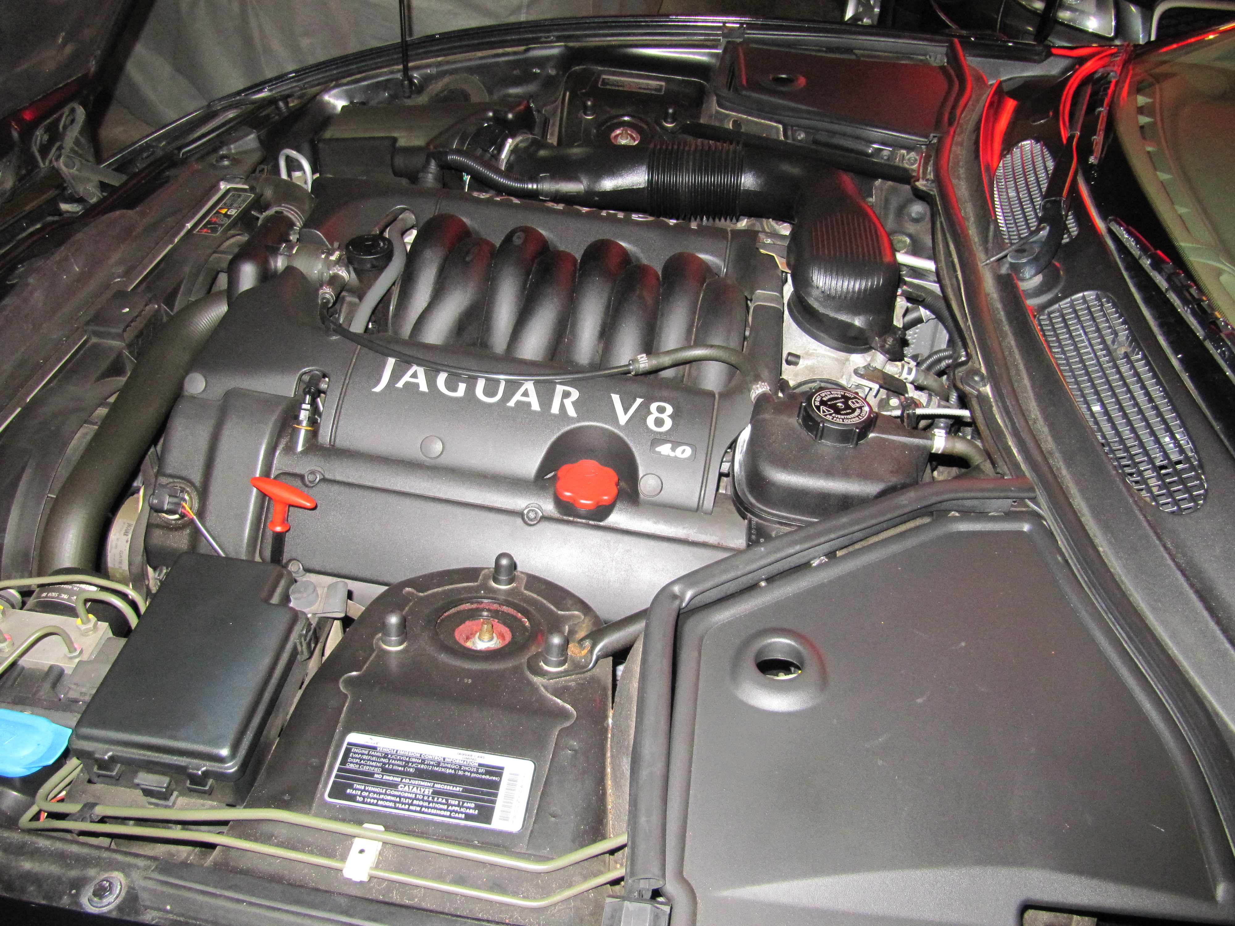 Used 1999 Jaguar XK8 RWD image 18
