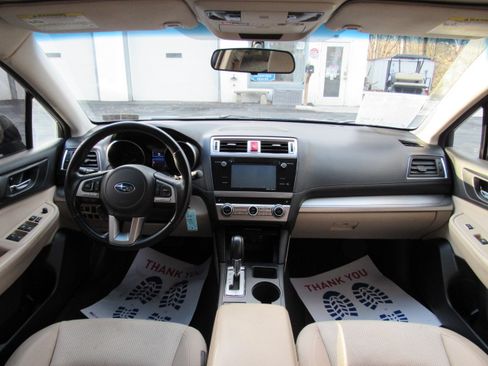 Used 2016 Subaru Outback 2.5i Premium image 20