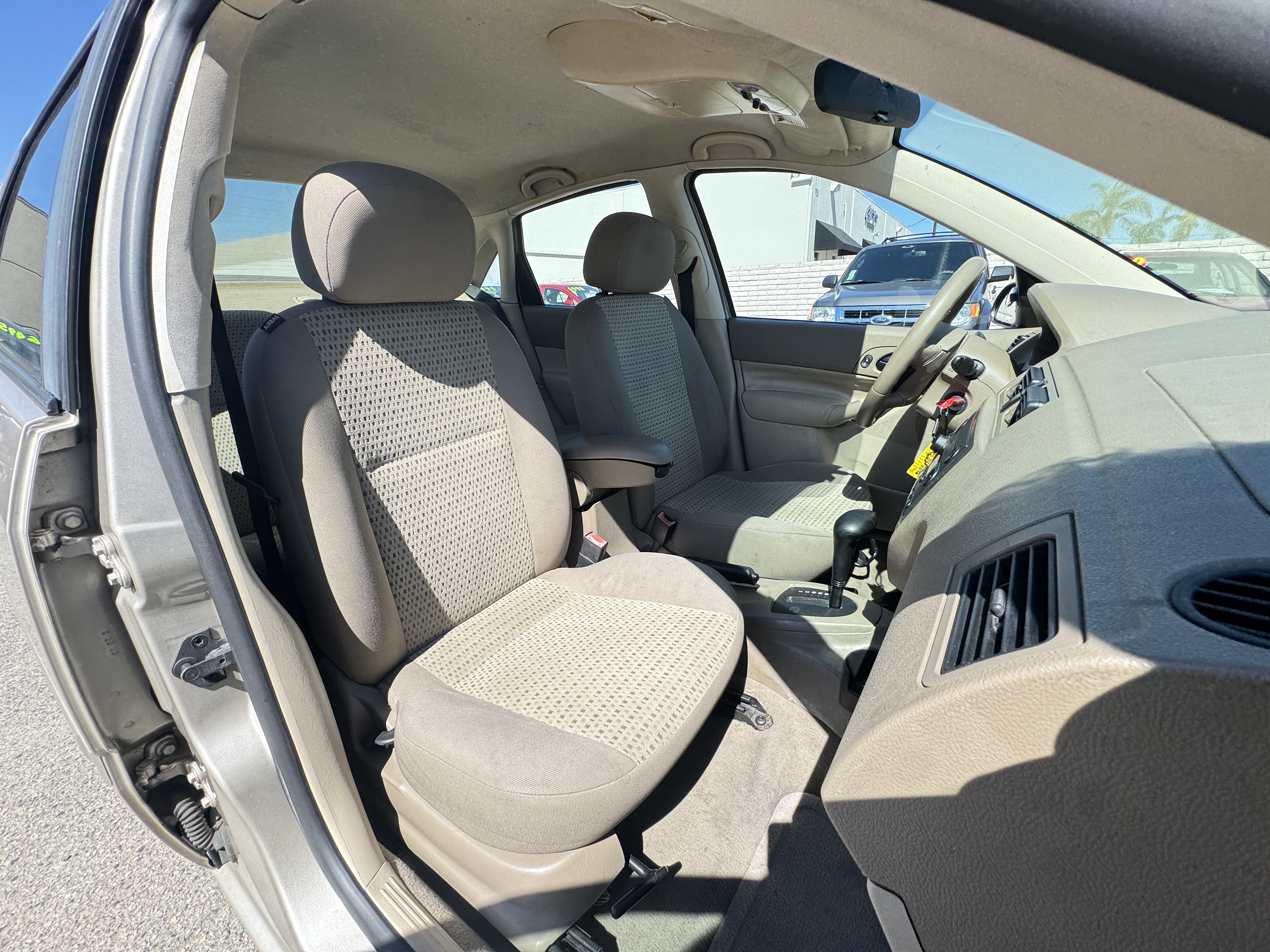 Used 2007 Ford Focus ZX4 Sedan FWD image 17