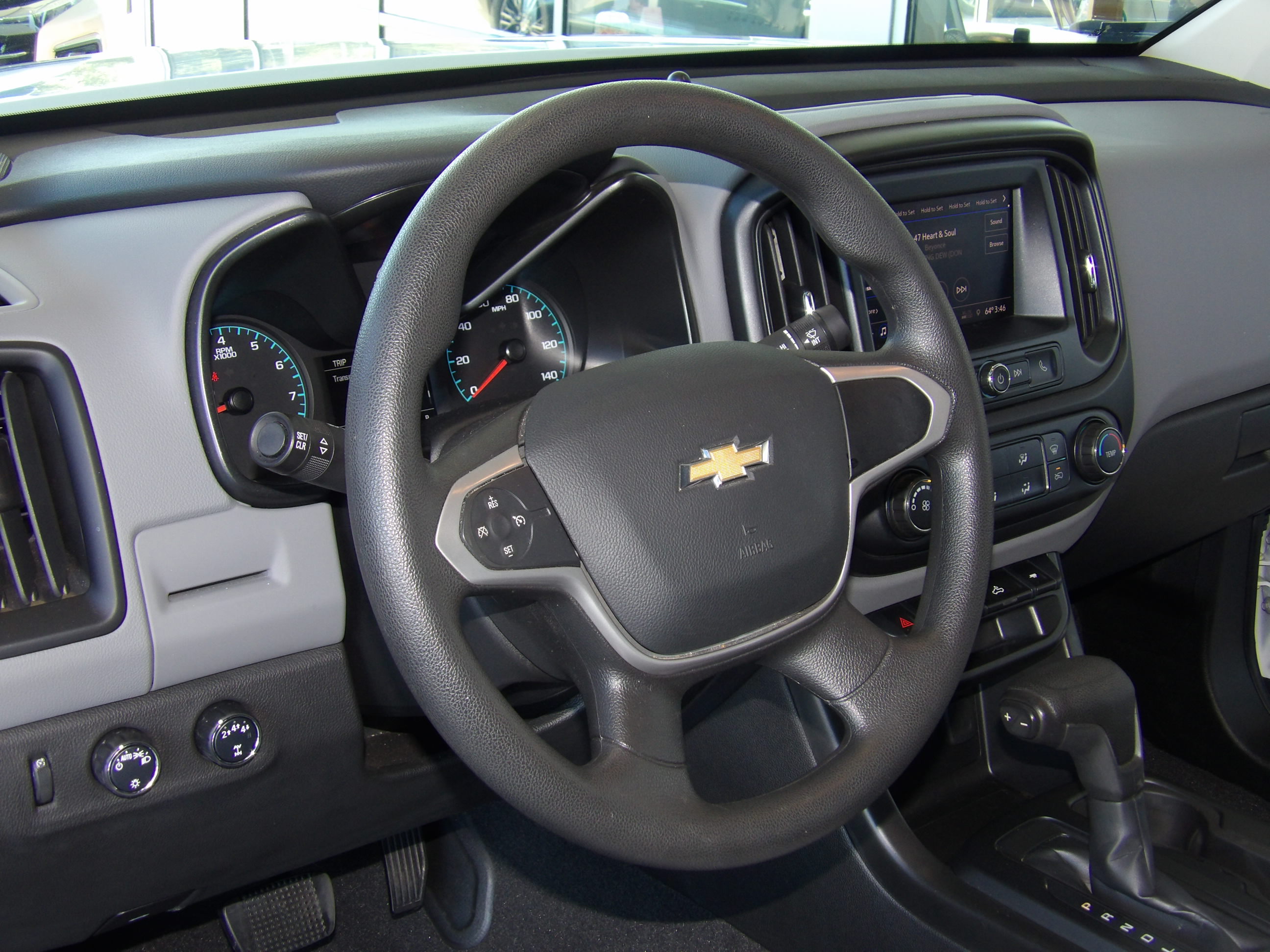 Used 2021 Chevrolet Colorado 4x4 Crew Cab image 17