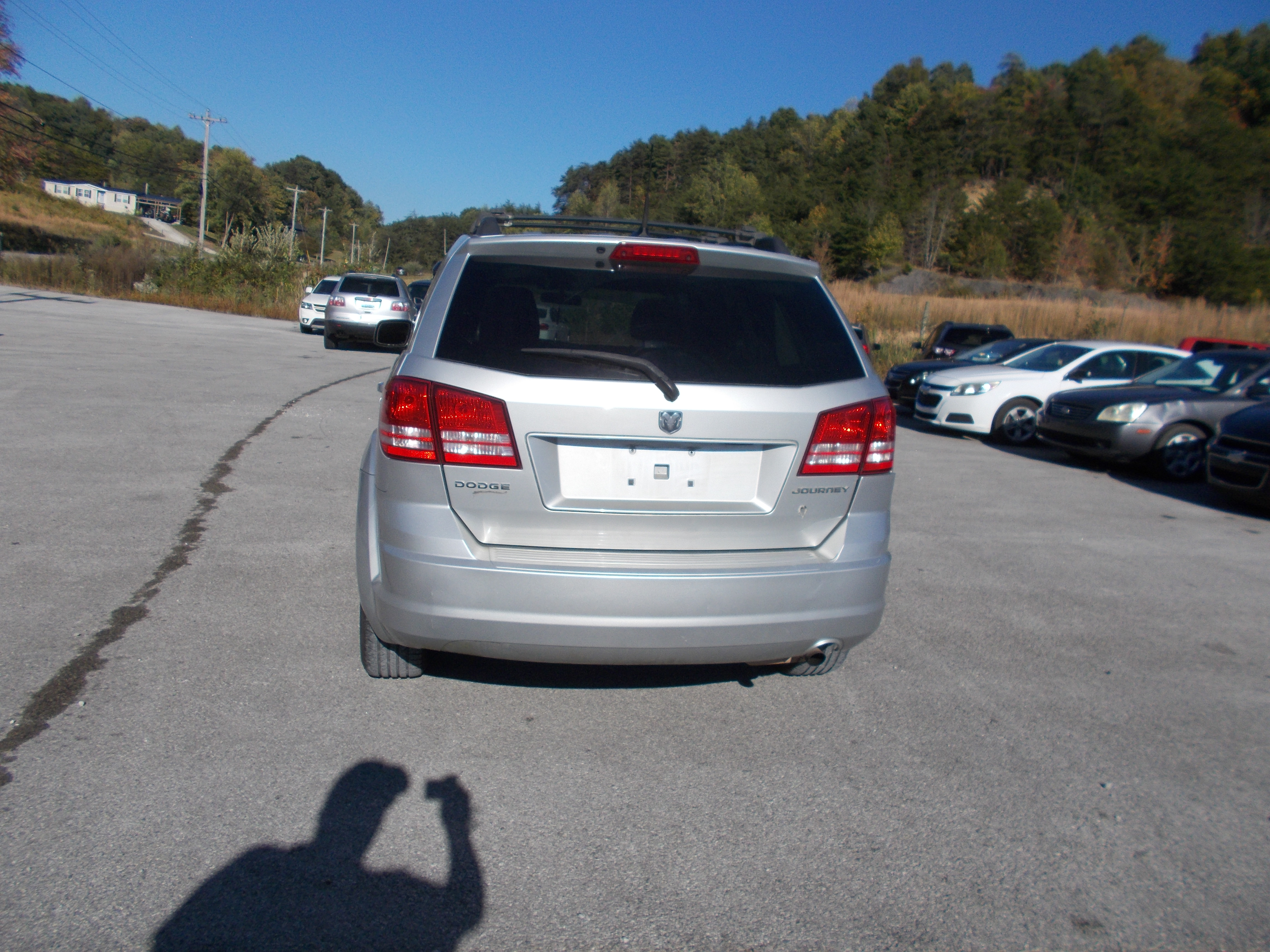 Used 2010 Dodge Journey 2WD SE image 3