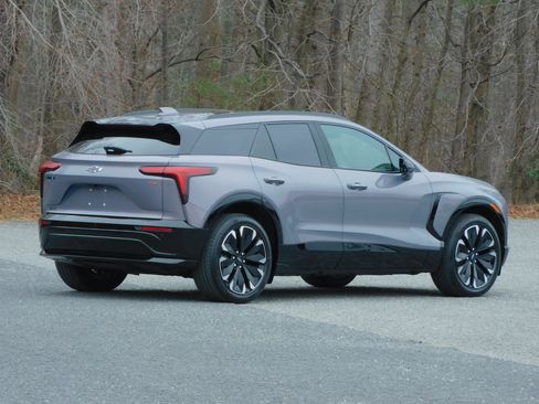 Used 2024 Chevrolet Blazer EV RS image 8