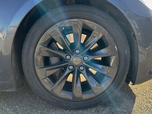 Used 2018 Tesla Model S 75D image 33