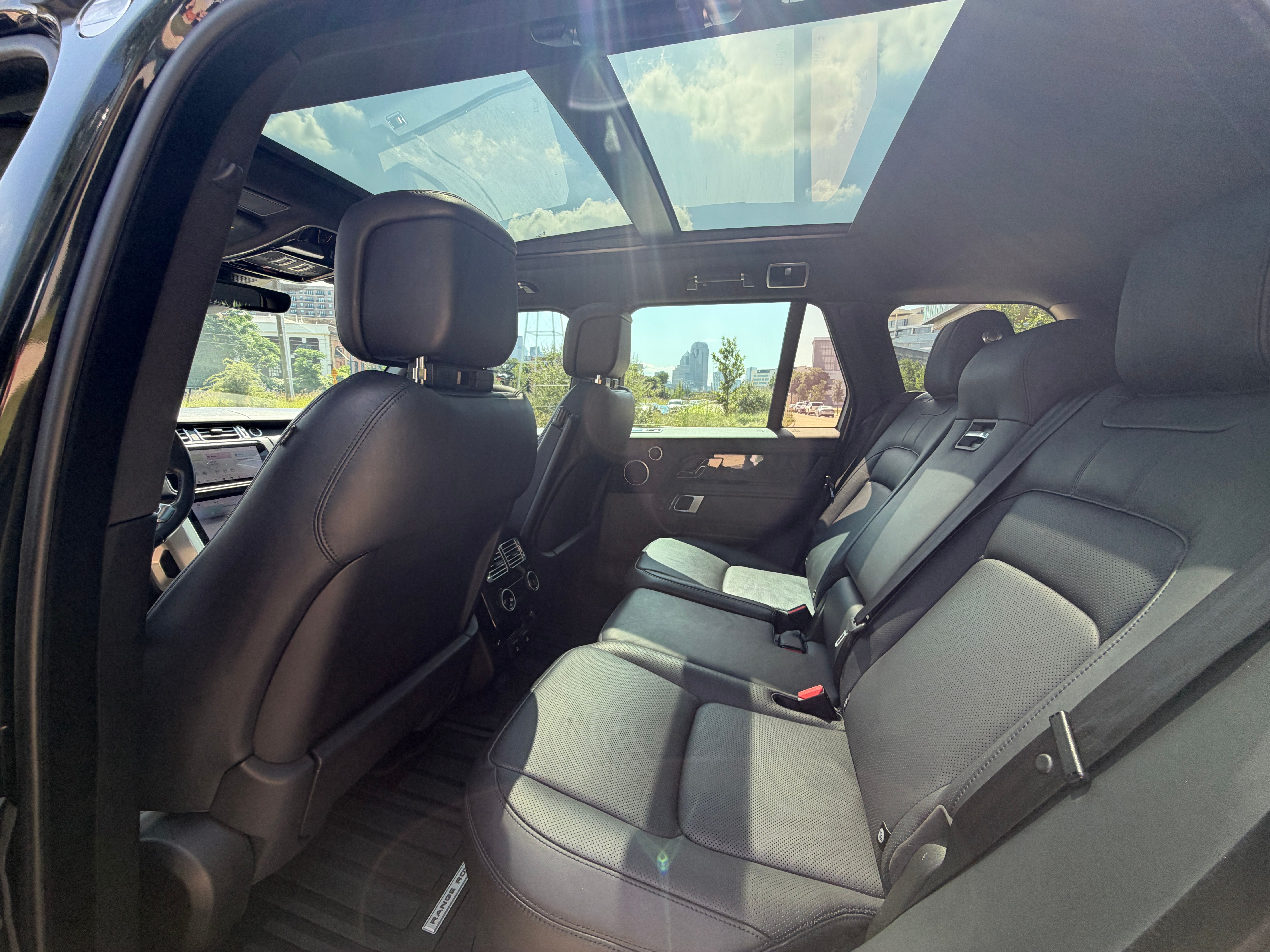 Used 2020 Land Rover Range Rover HSE AWD/4WD image 17