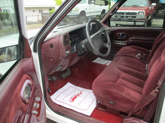Used 1995 Chevrolet Silverado 1500 2WD Regular Cab image 15