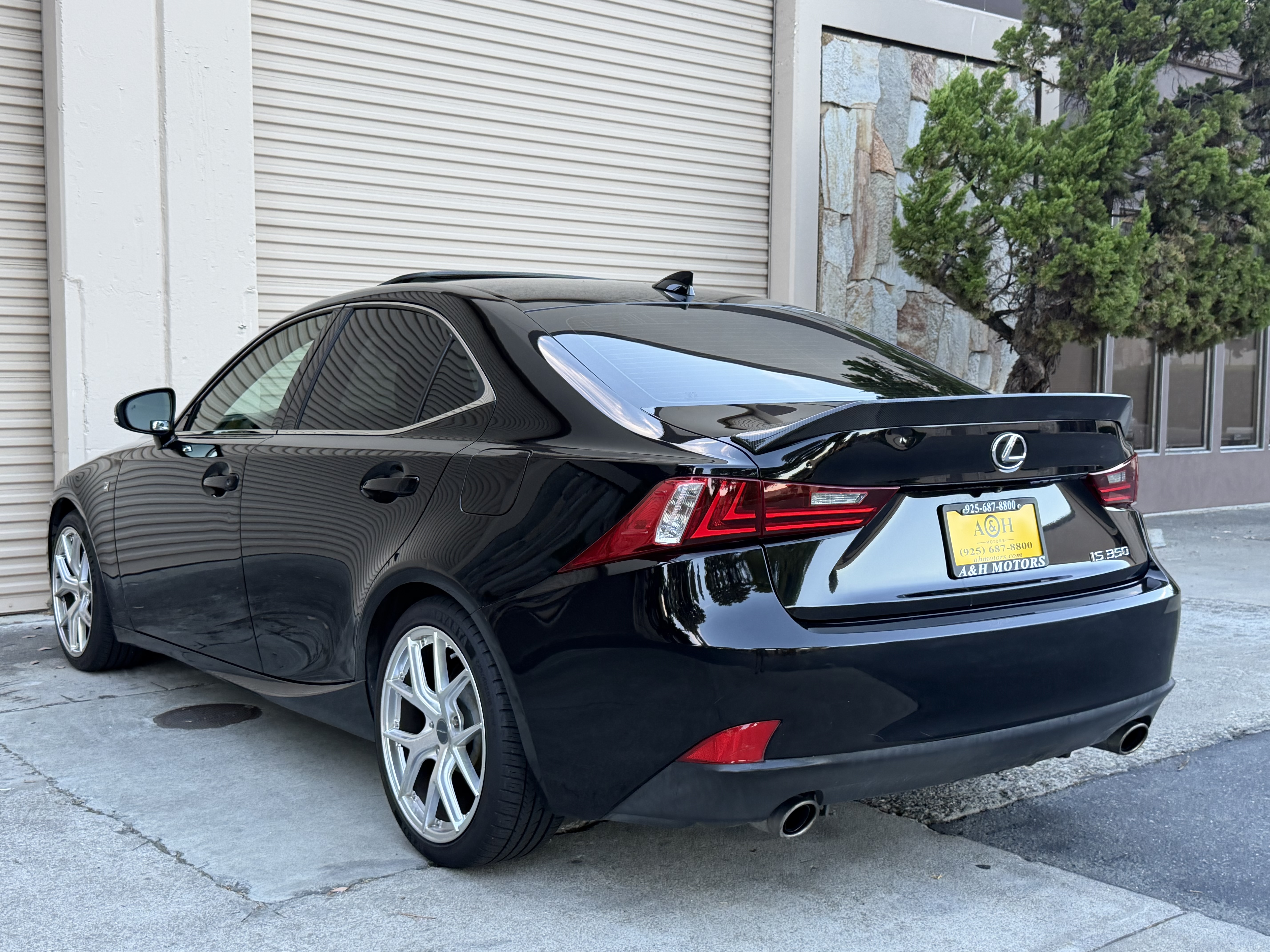 Used 2014 Lexus IS 350 F Sport RWD image 2