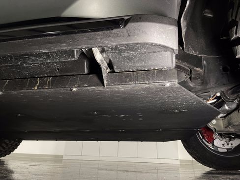 Used 2023 Cadillac Escalade Platinum Luxury image 56