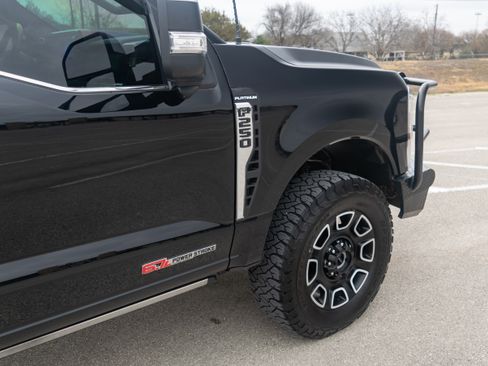 Used 2024 Ford F250 image 12