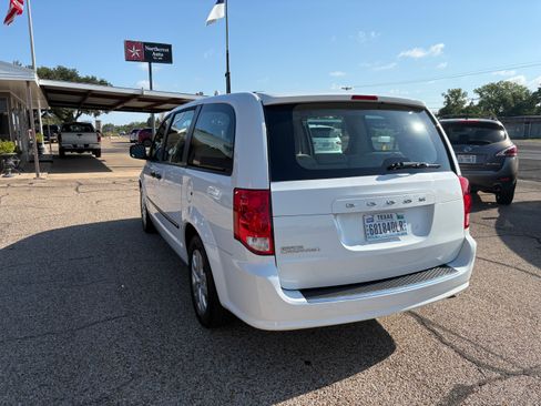 Used 2016 Dodge Grand Caravan UNAVAIL FWD image 3