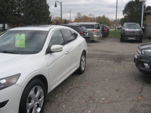Used 2012 Honda Crosstour EX-L image 1
