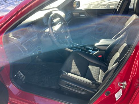 Used 2017 Honda Accord Sport image 22