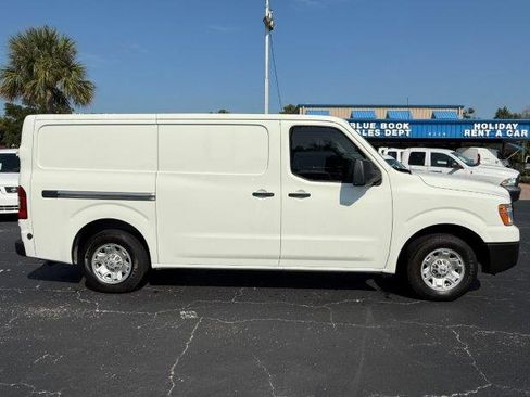 Used 2021 Nissan NV 1500 S image 8