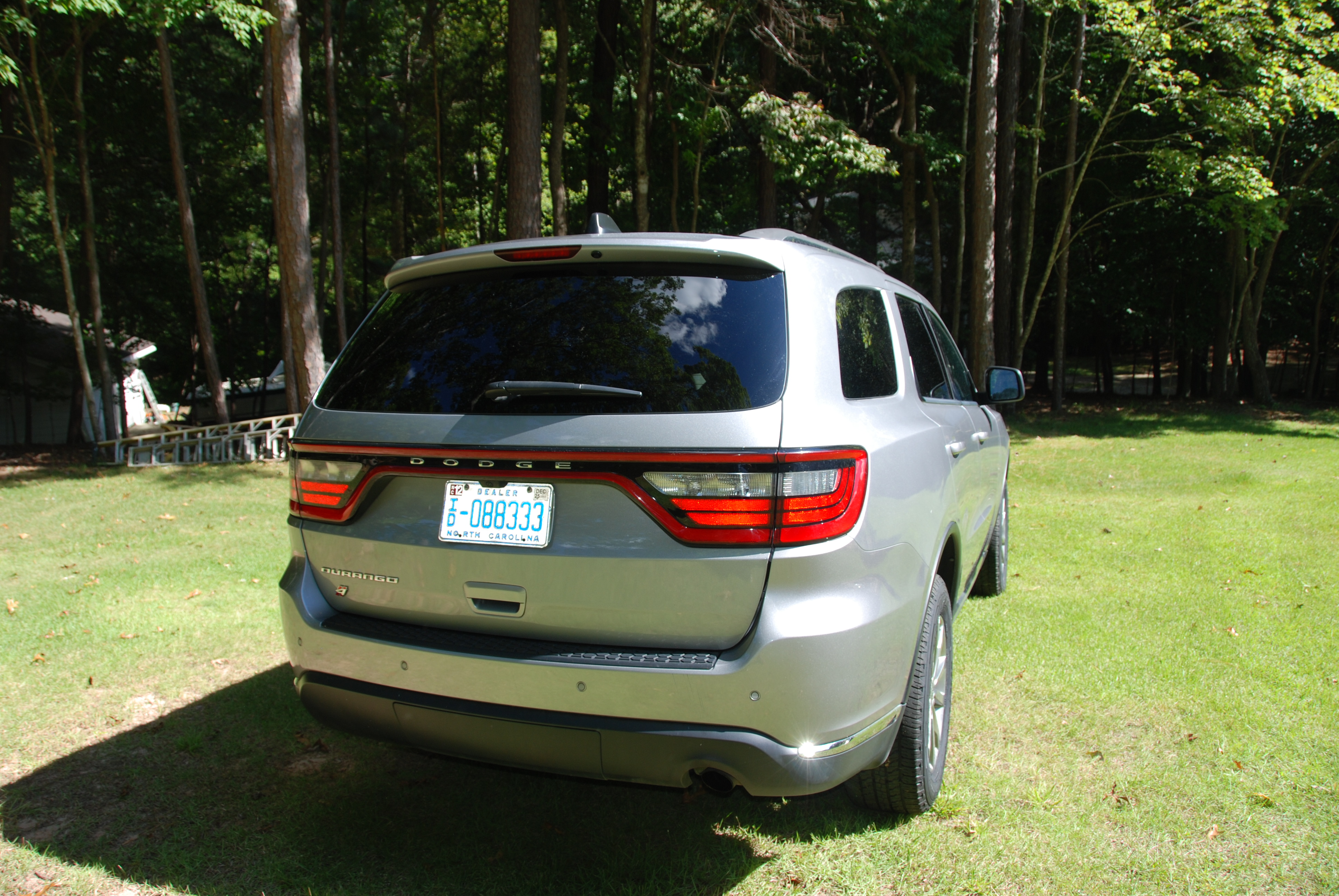 Used 2018 Dodge Durango AWD SXT image 8