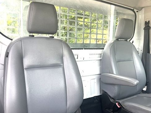 Used 2018 Ford Transit 250 138 RWD image 11
