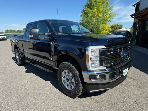 Used 2024 Ford F350 4x4 Crew Cab Super Duty image 8
