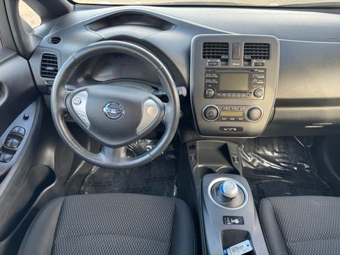 Used 2013 Nissan Leaf S image 22