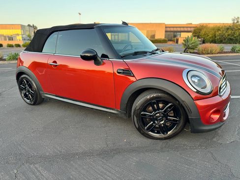 Used 2013 MINI Cooper Convertible FWD image 36