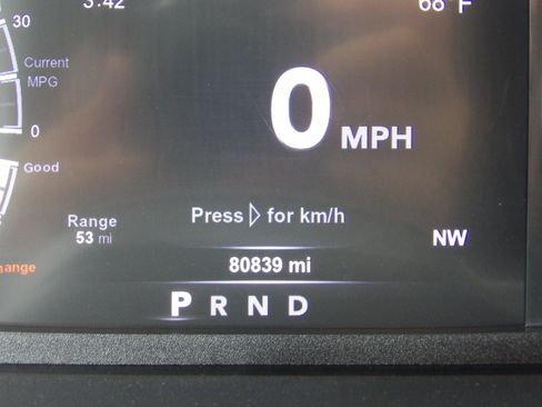 Used 2017 RAM 1500 Laramie image 39