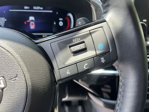 Used 2024 Nissan Pathfinder Platinum AWD/4WD image 27