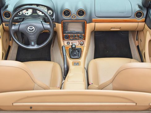 Used 2001 MAZDA MX-5 Miata LS image 19