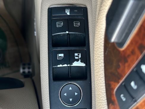 Used 2010 Mercedes-Benz C 300 Sport image 18