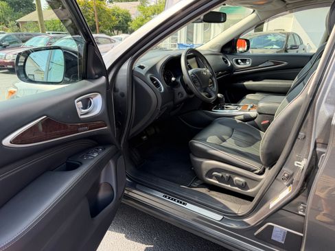 Used 2019 INFINITI QX60 AWD Luxe image 2