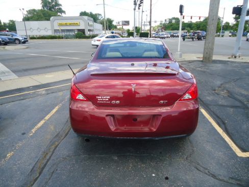 Used 2008 Pontiac G6 GT Convertible FWD image 2