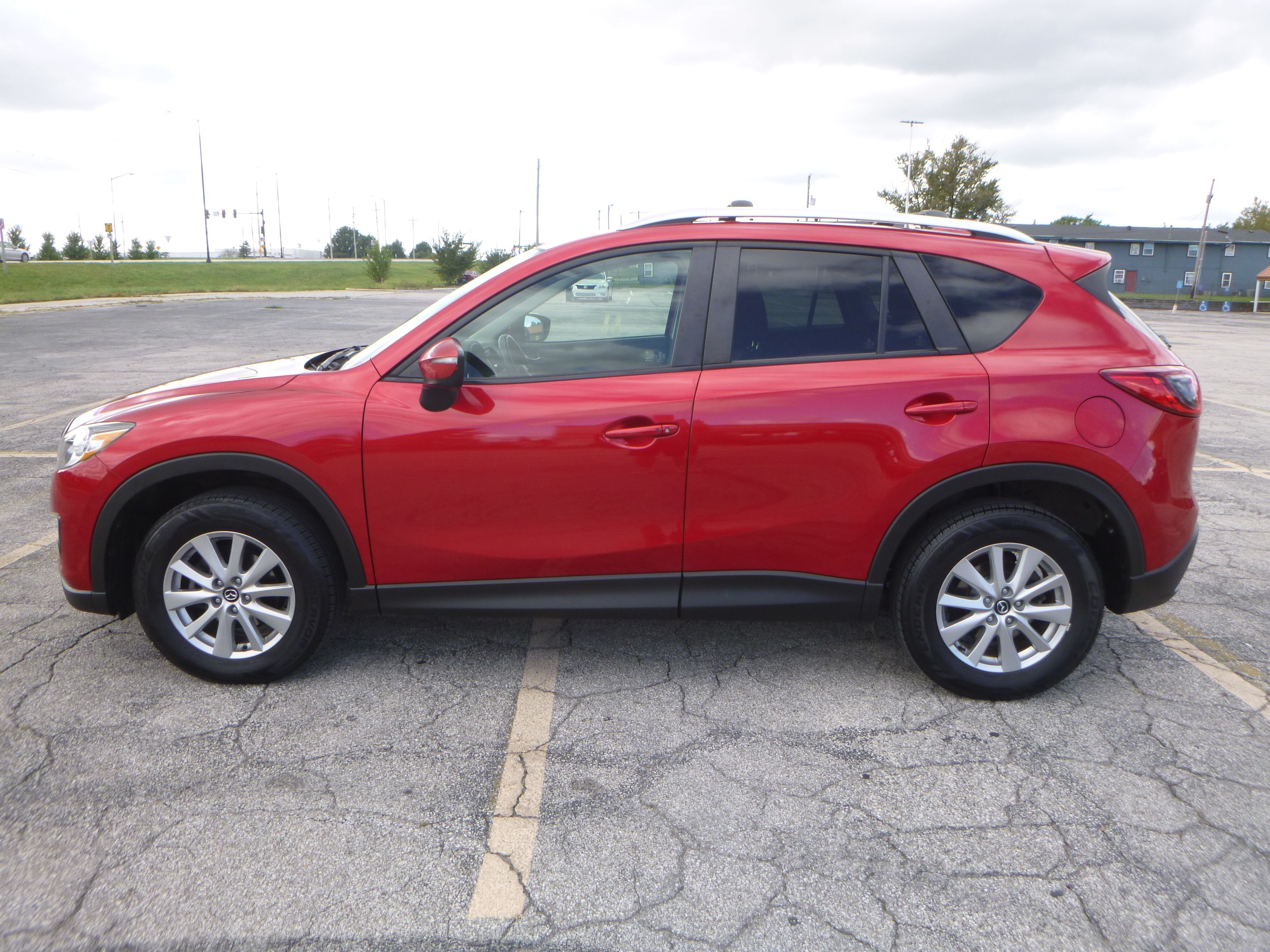 Used 2015 MAZDA CX-5 AWD Touring image 2