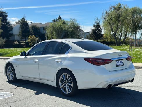 Used 2019 INFINITI Q50 3.0t Luxe image 3