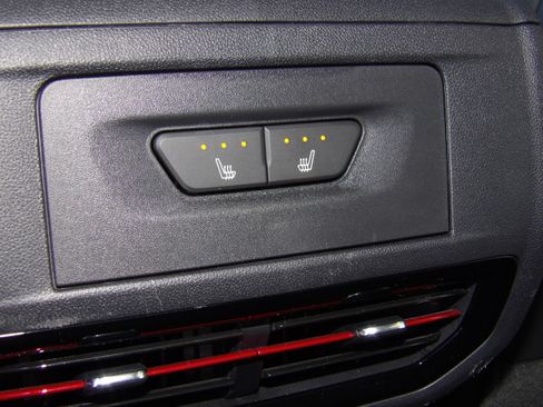 Used 2024 Chevrolet Silverado EV 4x4 Crew Cab RST image 24