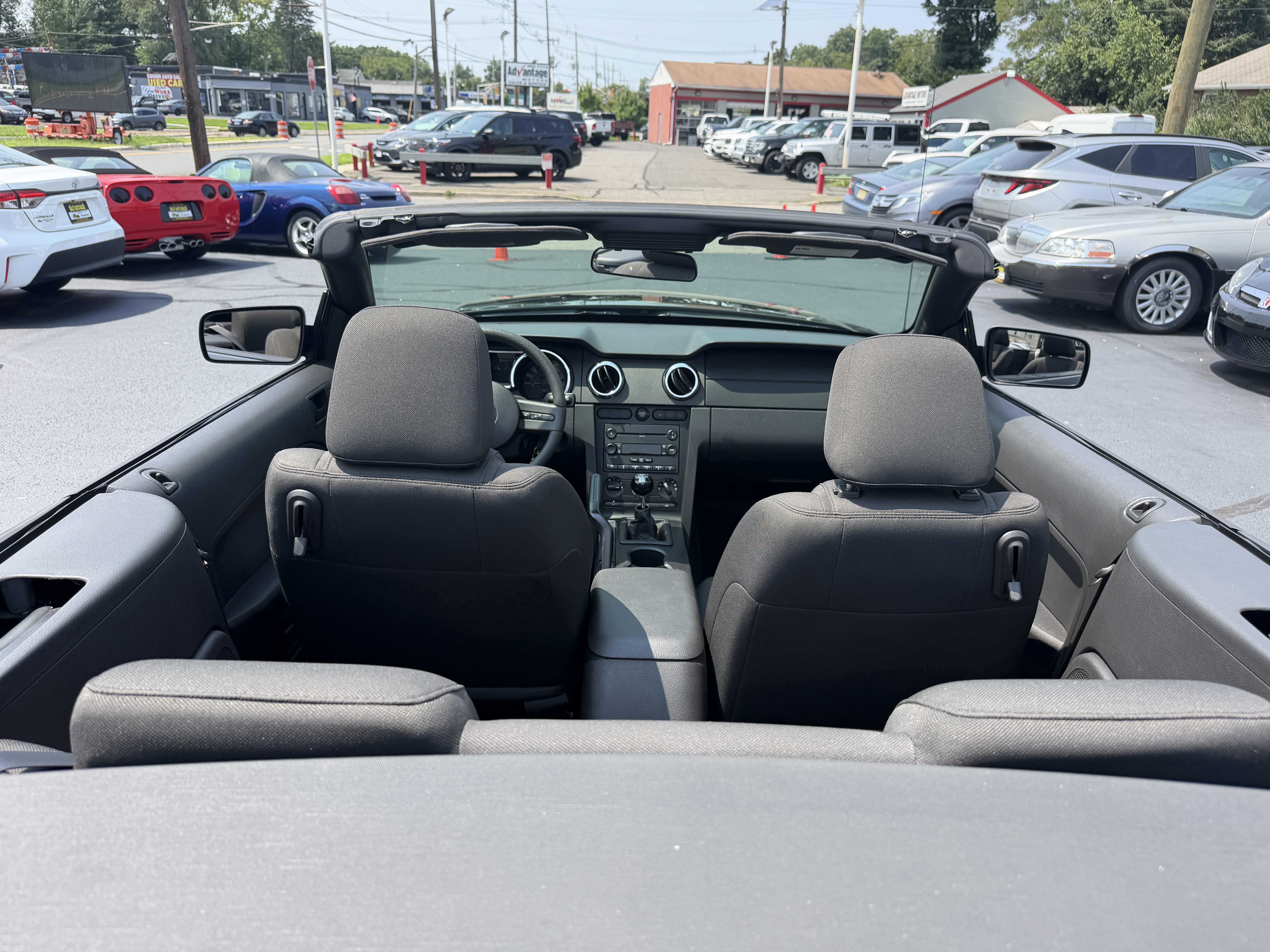 Used 2007 Ford Mustang GT Convertible RWD image 25
