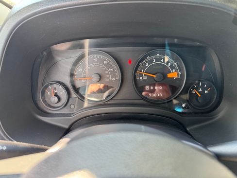 Used 2016 Jeep Patriot Sport image 17