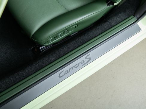 Used 1998 Porsche 911 Carrera S RWD image 57