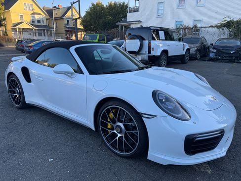 Used 2017 Porsche 911 Turbo S image 2