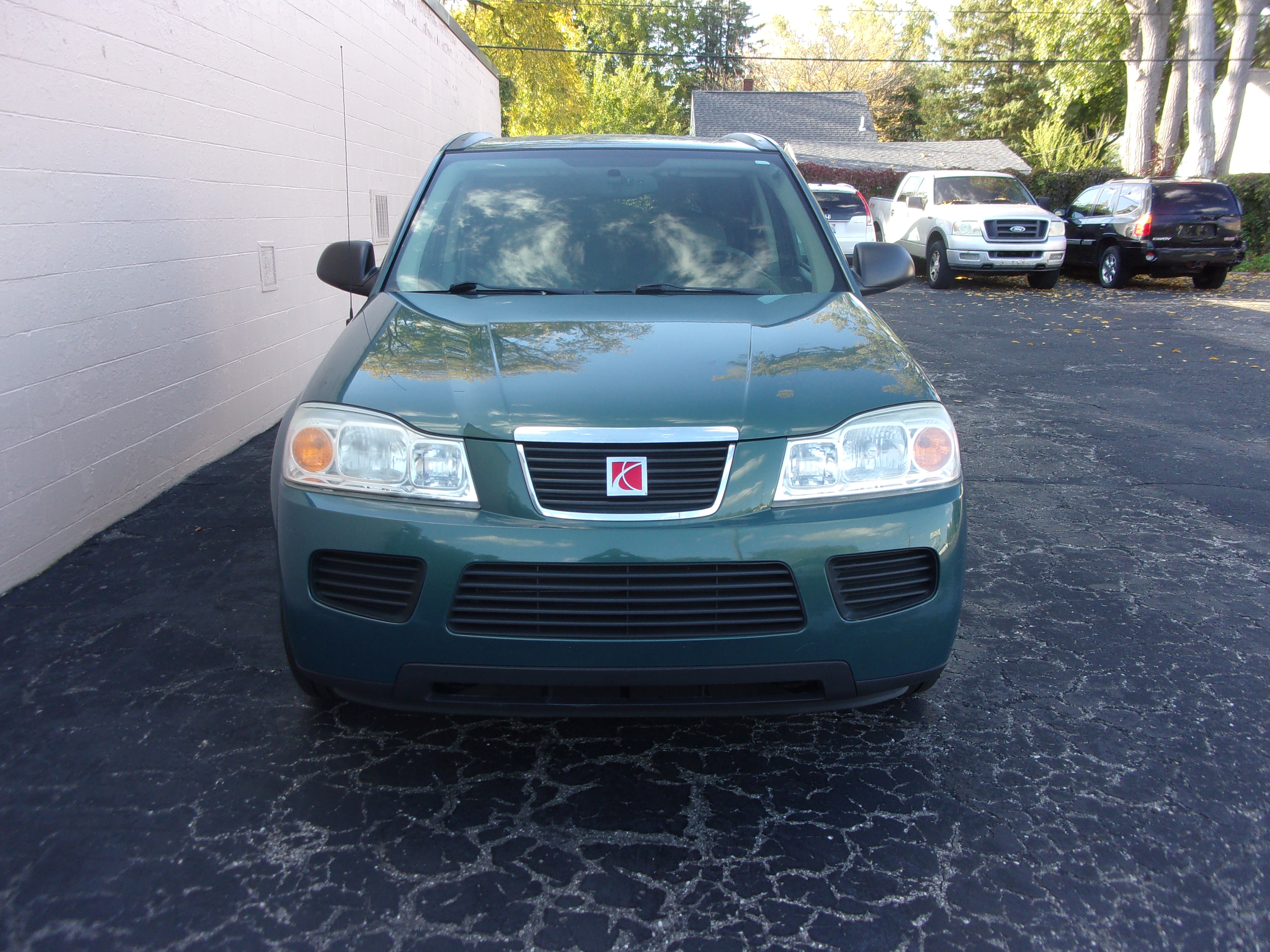 Used 2006 Saturn Vue 2WD image 2