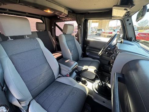 Used 2007 Jeep Wrangler X image 17
