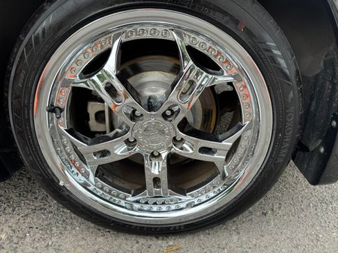 Used 2007 Nissan 350Z Roadster RWD image 28