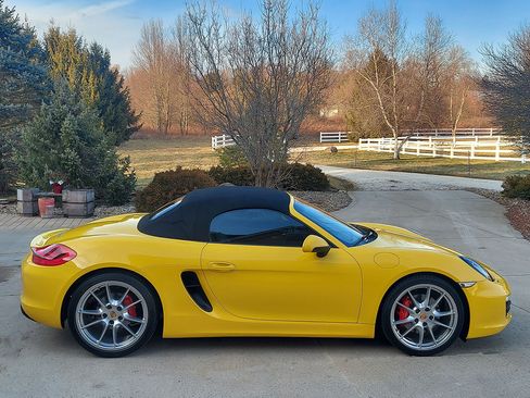 Used 2014 Porsche Boxster S image 9