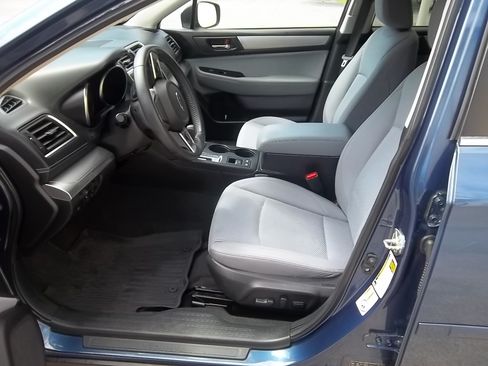 Used 2019 Subaru Outback 2.5i Premium AWD/4WD image 24