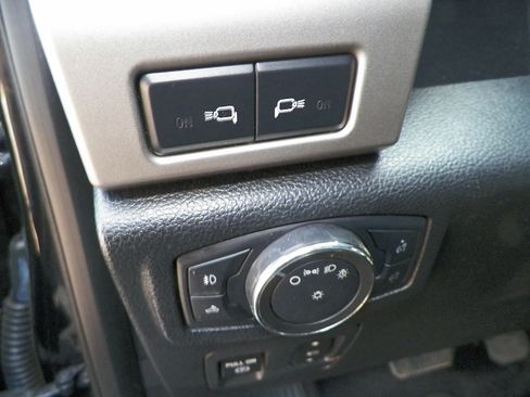 Used 2015 Ford F150 2WD SuperCrew image 10