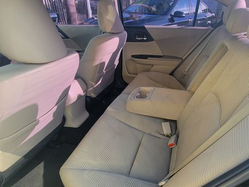 Used 2015 Honda Accord LX image 11